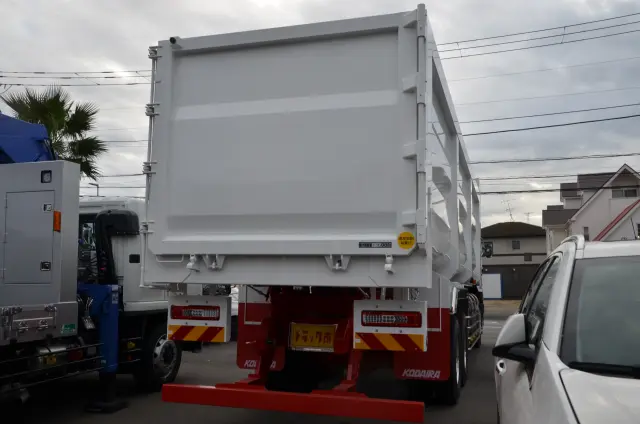 ＵＤ クオン 2RG-CW5FL(6x4)の写真3