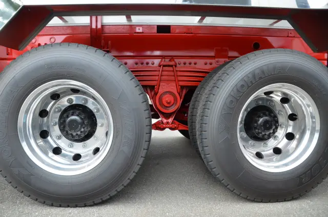 ＵＤ クオン 2RG-CW5FL(6x4)の写真7