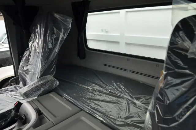 ＵＤ クオン 2RG-CW5FL(6x4)の写真10