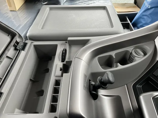 UD クオン 2DG-GW6EAH(6x4)の写真24