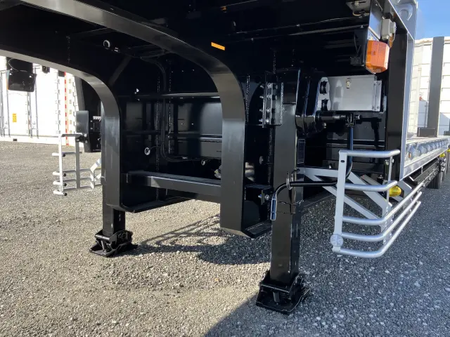 日本トレクス 段付き三軸セミトレーラー PLB34114改(未入力/関係無)の写真23