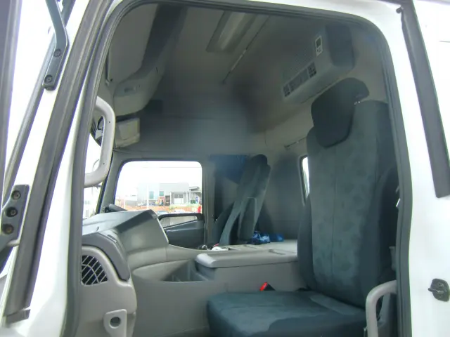 UD クオン 2PG-GK5AAB(2WD)の写真23