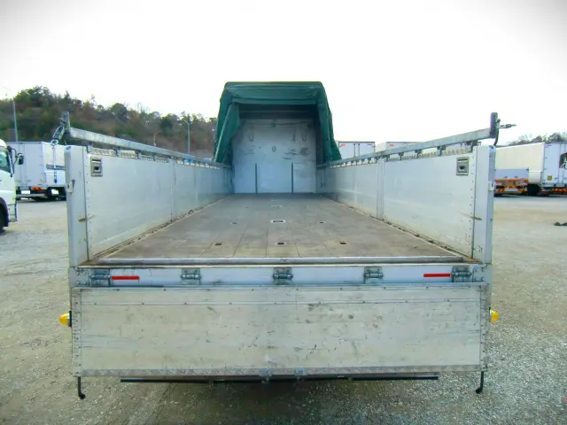 日野 プロフィア 2DG-FR1AHG(6x2)の写真11