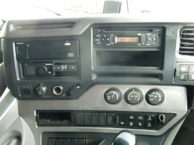 UD クオン 2PG-GK5AAB(2WD)の写真24