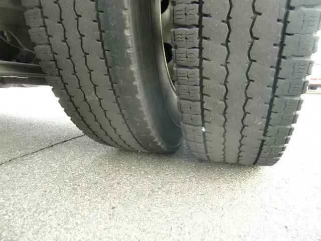 UD クオン 2PG-GK5AAB(2WD)の写真39