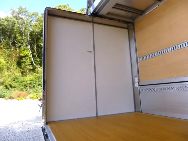 日野 レンジャー 2PG-FE2ACG(2WD)の写真22