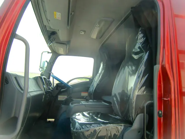 いすゞ フォワード 2RG-FTR90V2(2WD)の写真24