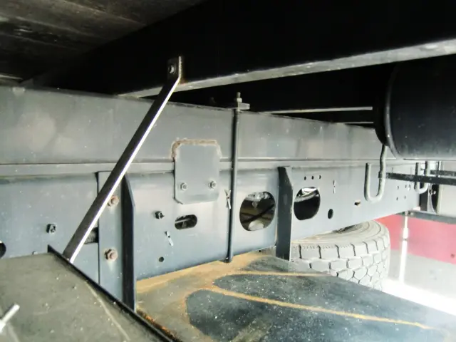 いすゞ フォワード 2RG-FTR90V2(2WD)の写真30