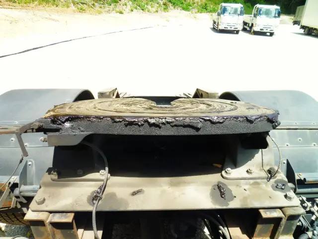 いすゞ ギガ QKG-EXD52BE(2WD)の写真17