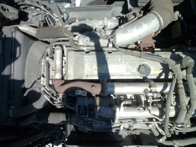 いすゞ ギガ QKG-EXD52BE(2WD)の写真19