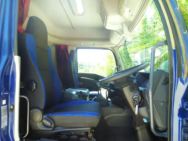 いすゞ ギガ QKG-EXD52BE(2WD)の写真22