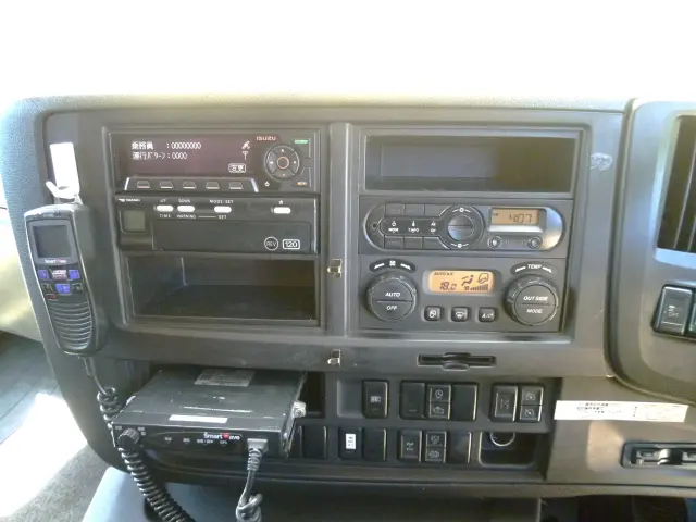 いすゞ ギガ QKG-EXD52BE(2WD)の写真23