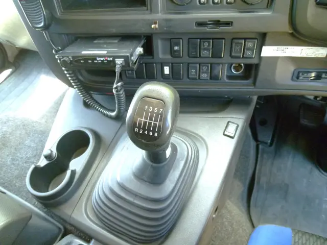 いすゞ ギガ QKG-EXD52BE(2WD)の写真25