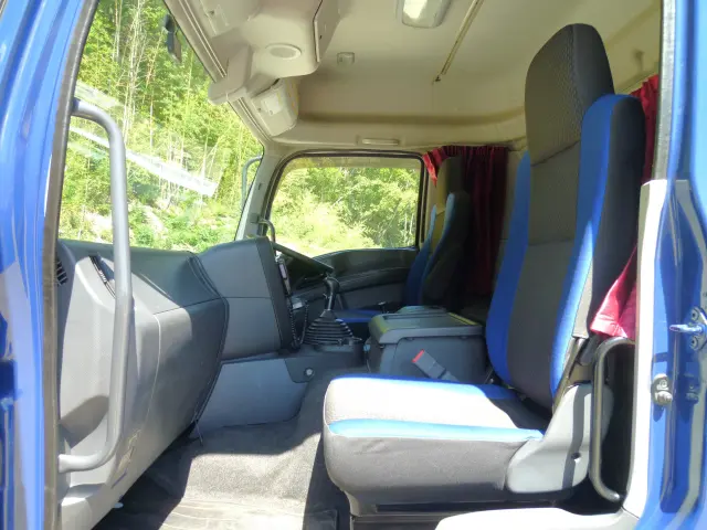 いすゞ ギガ QKG-EXD52BE(2WD)の写真27