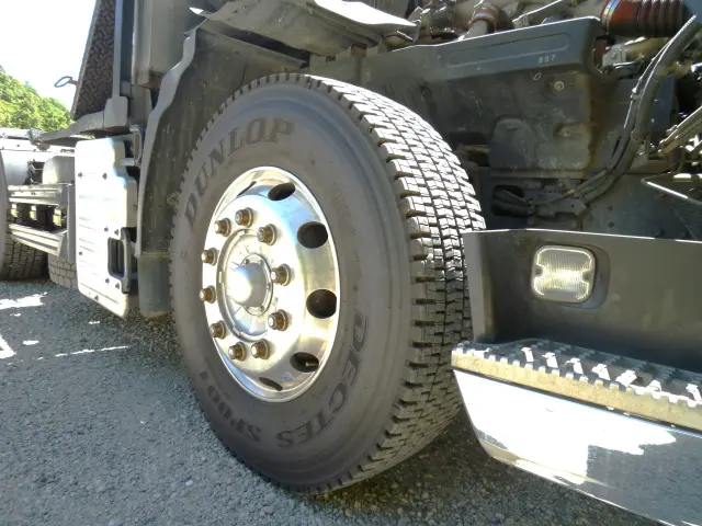 いすゞ ギガ QKG-EXD52BE(2WD)の写真34