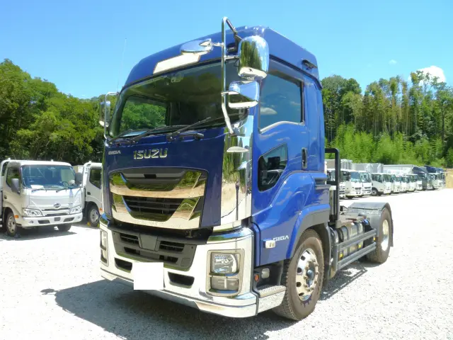 いすゞ ギガ QKG-EXD52BE(2WD)の写真1