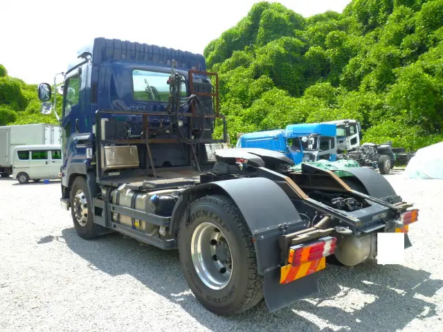いすゞ ギガ 2PG-EXD52CE(2WD)の写真6