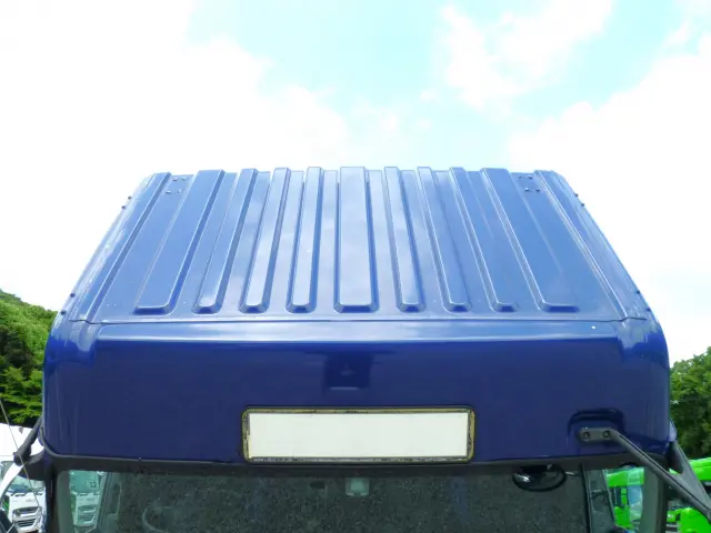 いすゞ ギガ 2PG-EXD52CE(2WD)の写真7