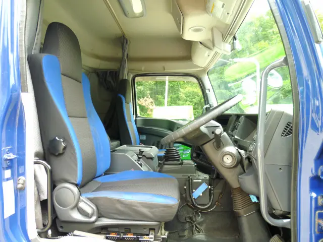 いすゞ ギガ 2PG-EXD52CE(2WD)の写真22