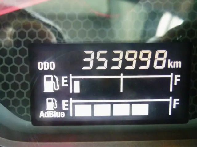 いすゞ ギガ 2PG-EXD52CE(2WD)の写真24