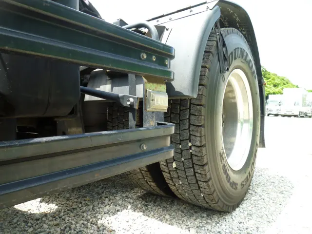 いすゞ ギガ 2PG-EXD52CE(2WD)の写真37
