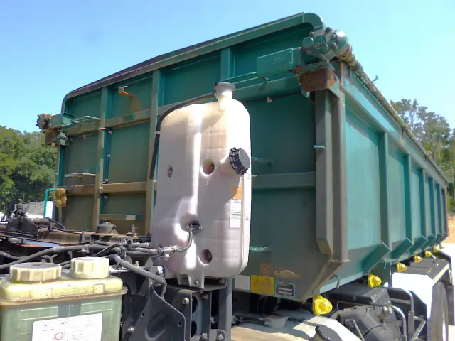 三菱 スーパーグレート 2PG-FV70GY(6x2)の写真9