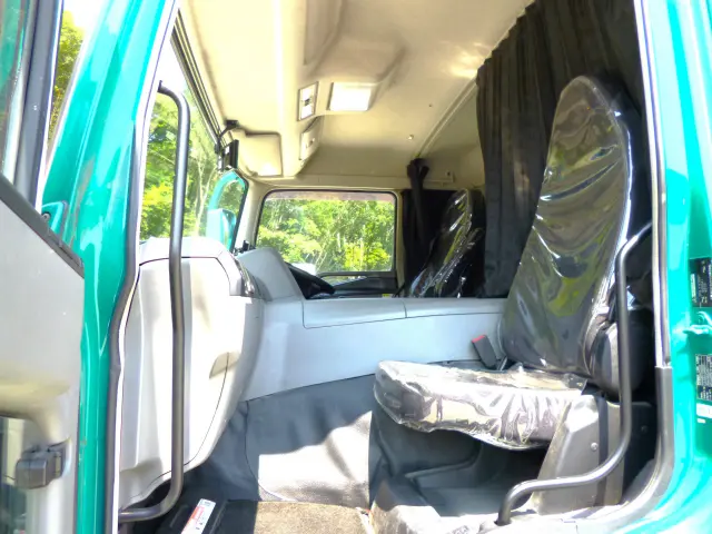 三菱 スーパーグレート 2PG-FV70GY(6x2)の写真34