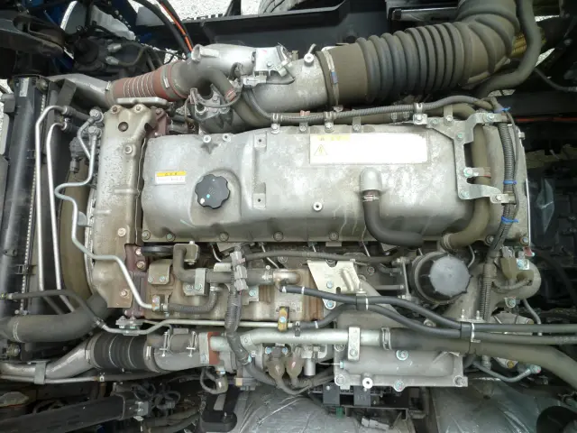 いすゞ ギガ 2PG-CYL77C(6x2)の写真22