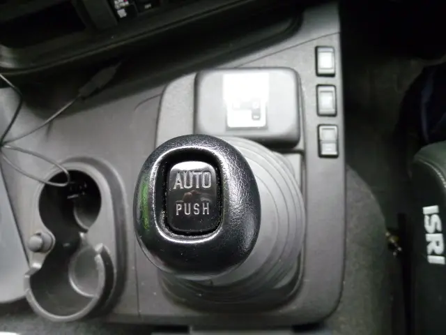 いすゞ ギガ 2PG-CYL77C(6x2)の写真28