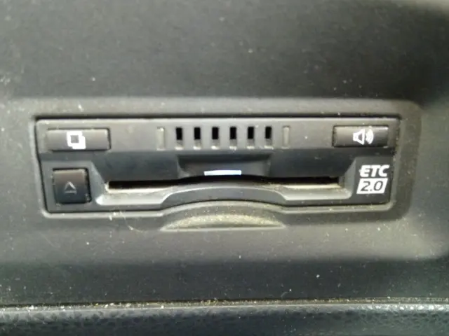 いすゞ ギガ 2PG-CYL77C(6x2)の写真32