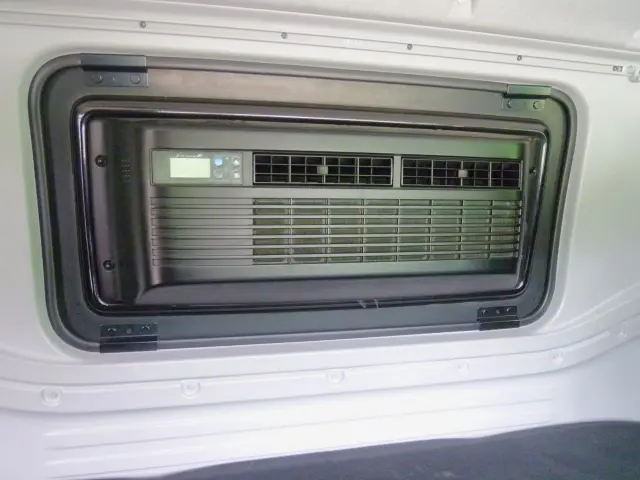 いすゞ ギガ 2PG-CYL77C(6x2)の写真33