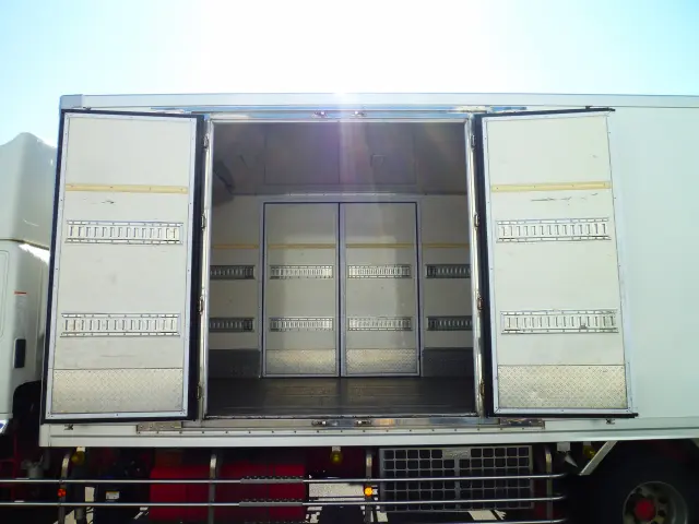 日野 レンジャー 2KG-GD2ABG(2WD)の写真11