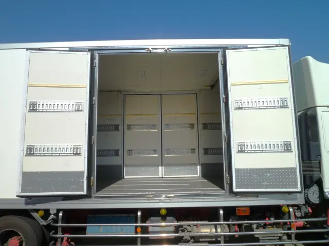 日野 レンジャー 2KG-GD2ABG(2WD)の写真13