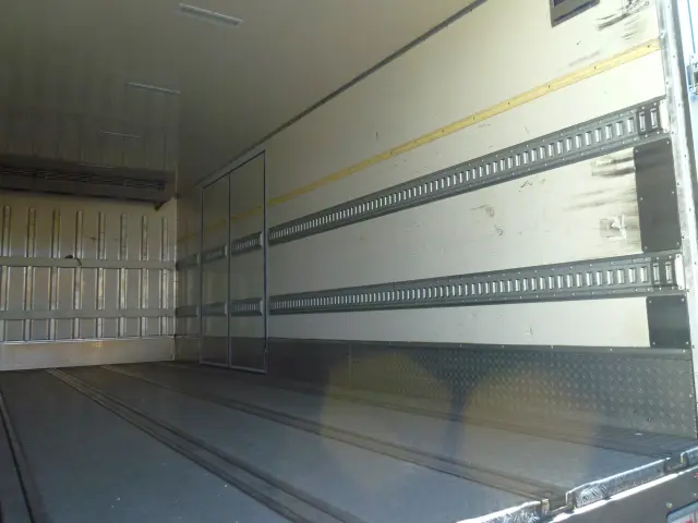 日野 レンジャー 2KG-GD2ABG(2WD)の写真16