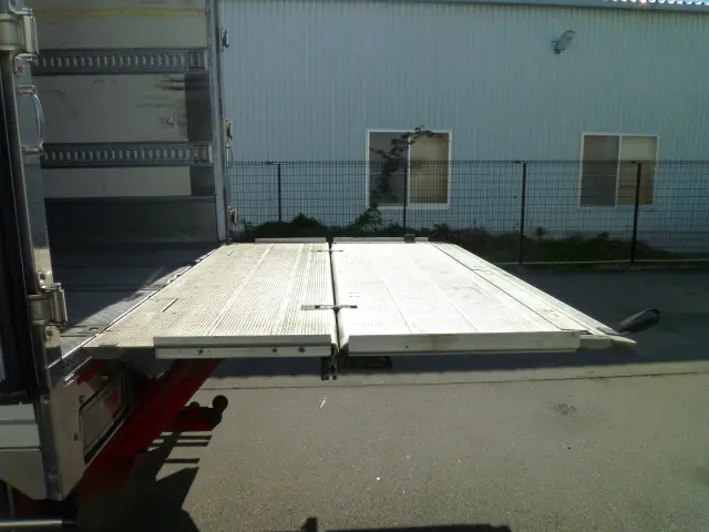 日野 レンジャー 2KG-GD2ABG(2WD)の写真24