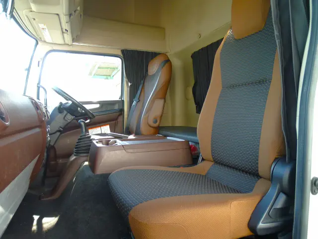 日野 レンジャー 2KG-GD2ABG(2WD)の写真37