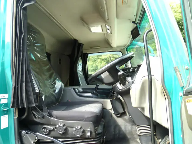 三菱 スーパーグレート 2PG-FV70GY(6x4)の写真25