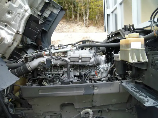 いすゞ ギガ 2PG-CYJ77C(8x4)の写真25