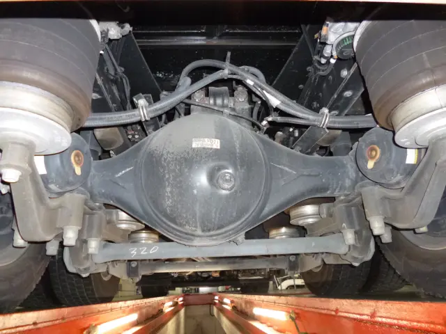 いすゞ ギガ 2PG-CYJ77D(8x4)の写真35