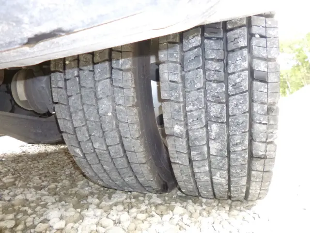 いすゞ ギガ 2PG-CYJ77D(8x4)の写真46