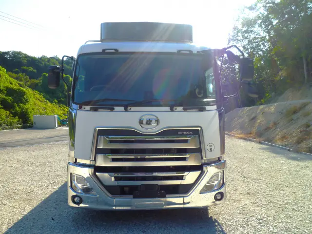 UD クオン 2PG-CG5CA(8x4)の写真2