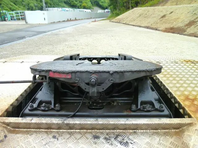 いすゞ ギガ 2DG-EXZ52CK(6x4)の写真17