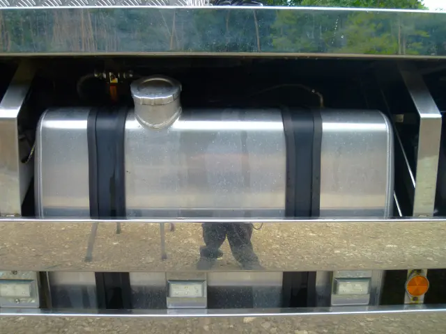 いすゞ ギガ 2DG-EXZ52CK(6x4)の写真21