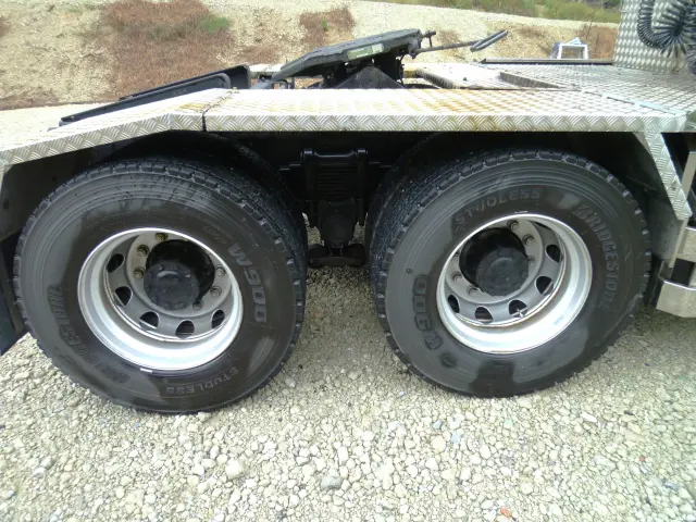 いすゞ ギガ 2DG-EXZ52CK(6x4)の写真37