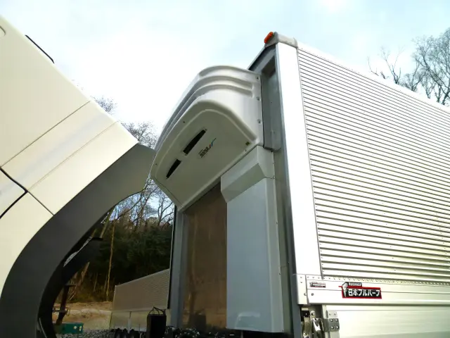 日野 プロフィア 2DG-FW1AHC(8x4)の写真9