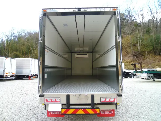 日野 プロフィア 2DG-FW1AHC(8x4)の写真11