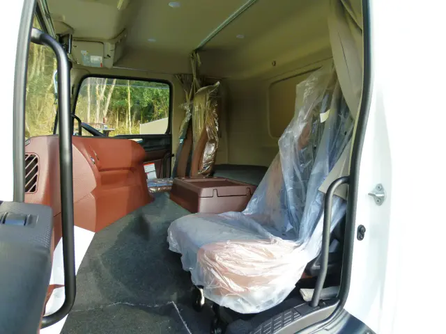 日野 プロフィア 2DG-FW1AHC(8x4)の写真33