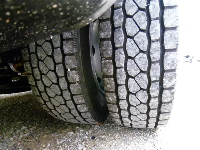 日野 プロフィア 2DG-FW1AHC(8x4)の写真46