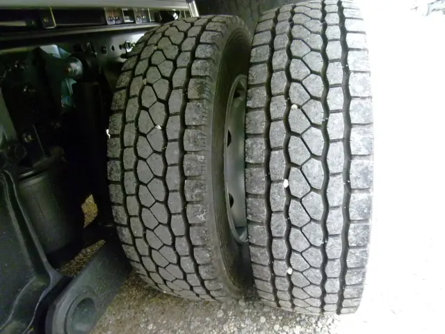 日野 プロフィア 2DG-FW1AHC(8x4)の写真48