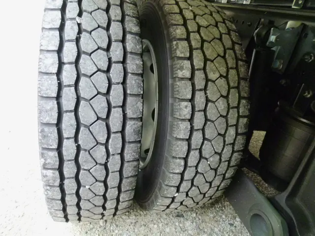 日野 プロフィア 2DG-FW1AHC(8x4)の写真49